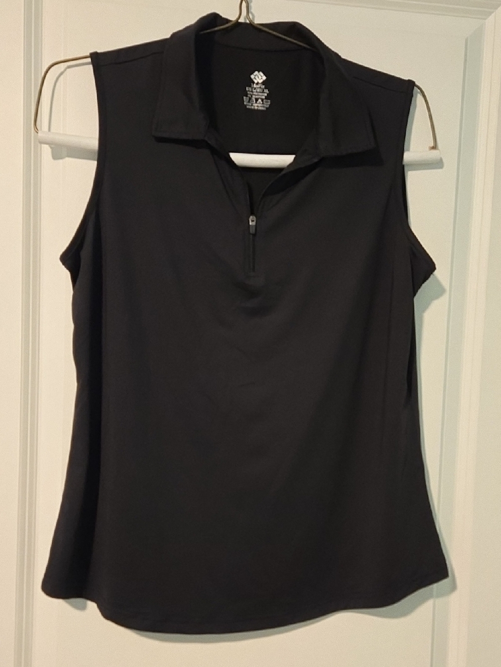 Sleeveless Quarter-Zip Polo Top - Black